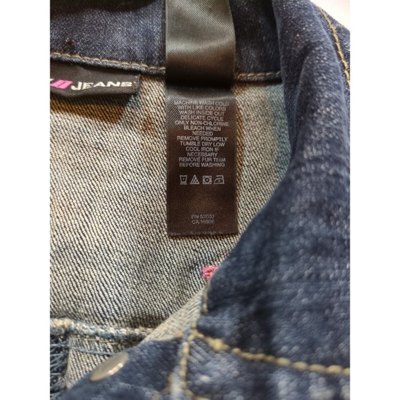 DKNY Juniors Jacket Blue Denim Collared Buttons Patches And Heart Logo Size L - Picture 10 of 16